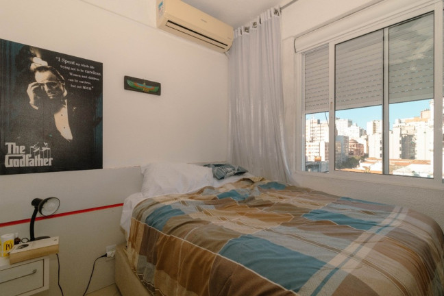 Imagem Imóvel com 1 Quarto à Venda, em Centro Histórico - Porto Alegre Imagem Imóvel com 1 Quarto à Venda, em Centro Histórico - Porto Alegre
