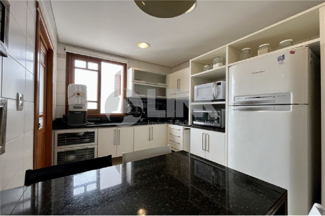 Imagem Apartamento com 3 Quartos à Venda, 109 m² em Passo Da Areia - Porto Alegre Imagem Apartamento com 3 Quartos à Venda, 109 m² em Passo Da Areia - Porto Alegre