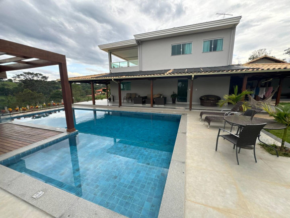 Casa com 4 Quartos à Venda, 570 m² em Condomínio Rancho Grande - Mateus Leme