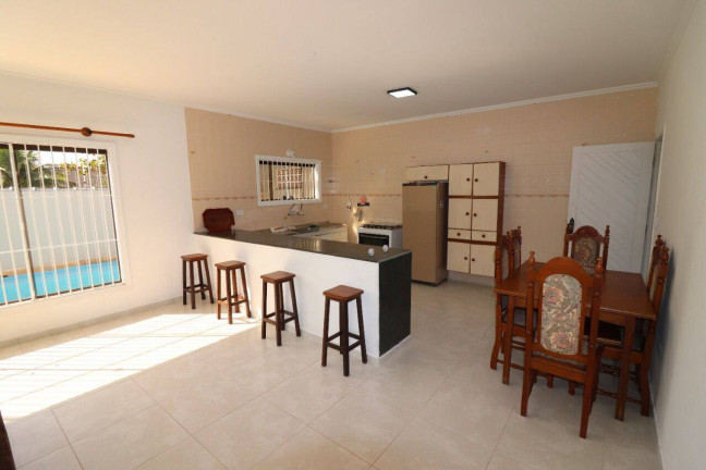 Imagem Casa com 3 Quartos à Venda, 260 m² em Parque Turistico - Peruíbe Imagem Casa com 3 Quartos à Venda, 260 m² em Parque Turistico - Peruíbe