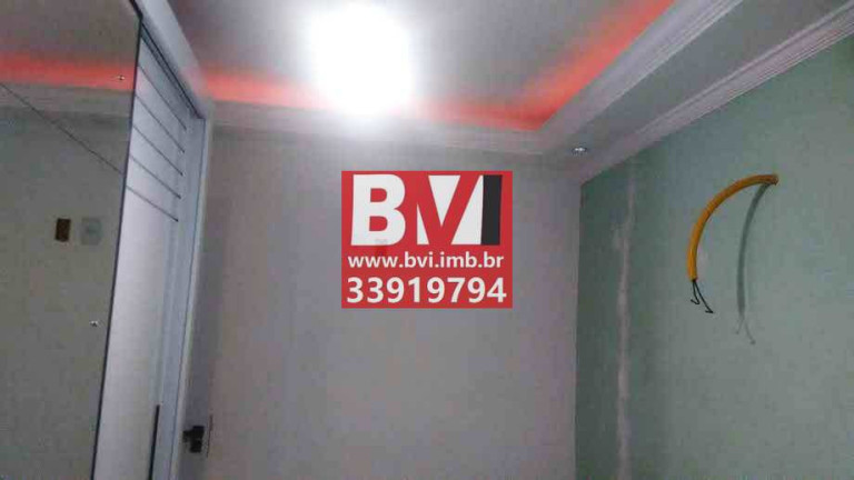 Imagem Apartamento com 2 Quartos à Venda, 55 m² em Irajá - Rio De Janeiro