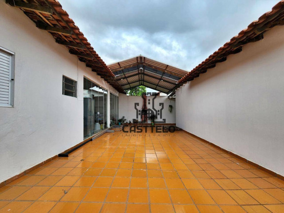 Imagem Casa com 4 Quartos à Venda ou Locação, 191 m² em San Fernando - Londrina Imagem Casa com 4 Quartos à Venda ou Locação, 191 m² em San Fernando - Londrina