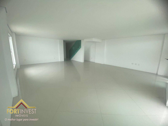 Imagem Imóvel com 4 Quartos à Venda, 289 m² em Vila Guilhermina - Praia Grande Imagem Imóvel com 4 Quartos à Venda, 289 m² em Vila Guilhermina - Praia Grande