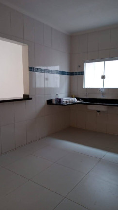 Imagem Casa com 3 Quartos à Venda, 195 m² em Parque Daville - Peruíbe Imagem Casa com 3 Quartos à Venda, 195 m² em Parque Daville - Peruíbe