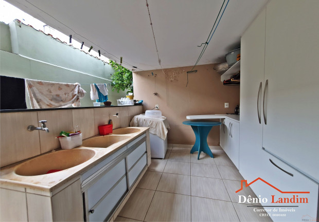 Imagem Casa com 6 Quartos à Venda, 343 m² em Jardim Panorama - Montes Claros