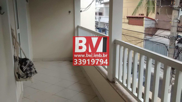Imagem Casa com 3 Quartos à Venda, 402 m² em Olaria - Rio De Janeiro