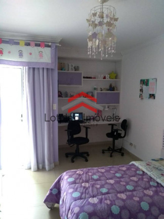 Imagem Casa com 3 Quartos à Venda, 175 m² em Sítio Da Figueira - São Paulo Imagem Casa com 3 Quartos à Venda, 175 m² em Sítio Da Figueira - São Paulo