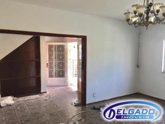 Imagem Sobrado com 5 Quartos para Alugar, 280 m² em Centro - Itaborai Imagem Sobrado com 5 Quartos para Alugar, 280 m² em Centro - Itaborai
