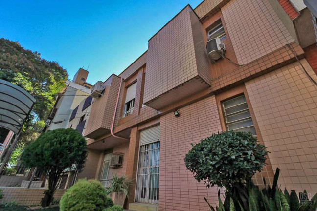 Imagem Imóvel com 1 Quarto à Venda, em Petrópolis - Porto Alegre Imagem Imóvel com 1 Quarto à Venda, em Petrópolis - Porto Alegre