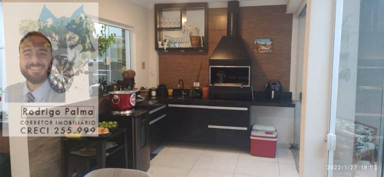 Casa com 3 Quartos à Venda,  em Jardim Rodolfo - São José Dos Campos