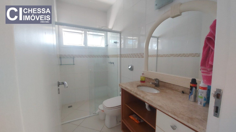Imagem Sobrado com 3 Quartos à Venda, 527 m² em Cabeçudas - Itajaí Imagem Sobrado com 3 Quartos à Venda, 527 m² em Cabeçudas - Itajaí