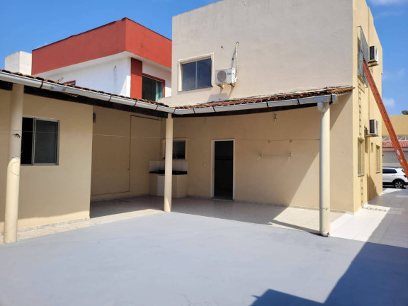 Imagem Casa com 5 Quartos para Alugar,  em Tapanã (icoaraci) - Belém