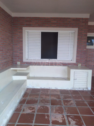 Imagem Casa com 3 Quartos à Venda, 255 m² em Centro - Itapetininga