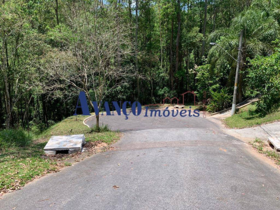 Terreno em Condomínio à Venda, 689 m² em Serra Dos Lagos (jordanésia) - Cajamar