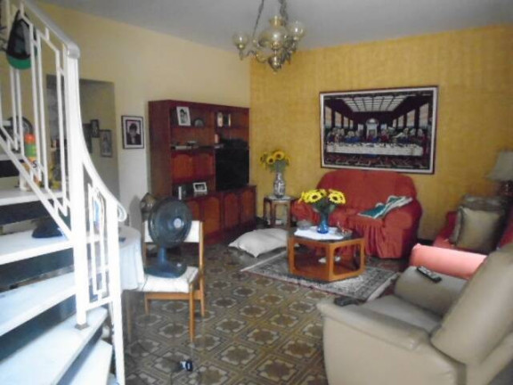 Imagem Casa com 5 Quartos à Venda, 374 m² em Vila Valqueire - Rio De Janeiro