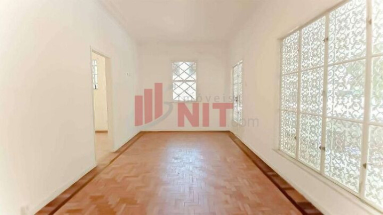 Imagem Apartamento com 4 Quartos à Venda, 205 m² em Icaraí - Niterói