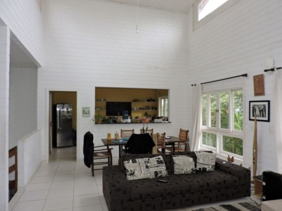 Imagem Casa com 4 Quartos à Venda, 205 m² em Parque Das Artes - Embu Das Artes Imagem Casa com 4 Quartos à Venda, 205 m² em Parque Das Artes - Embu Das Artes