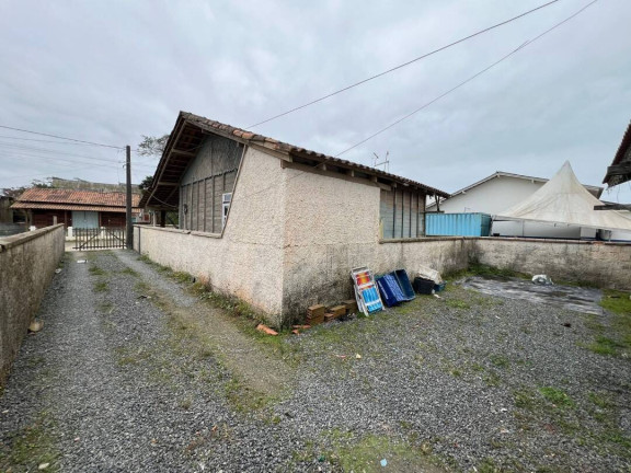Imagem Casa com 4 Quartos à Venda, 135 m² em Centro - Balneário Barra Do Sul Imagem Casa com 4 Quartos à Venda, 135 m² em Centro - Balneário Barra Do Sul