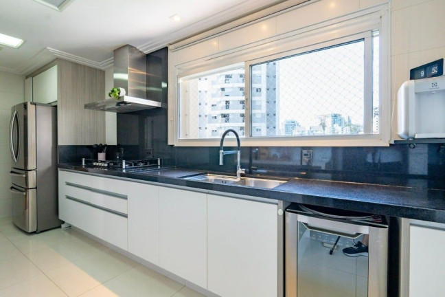 Imagem Apartamento com 4 Quartos à Venda, 200 m² em Vila Andrade - São Paulo