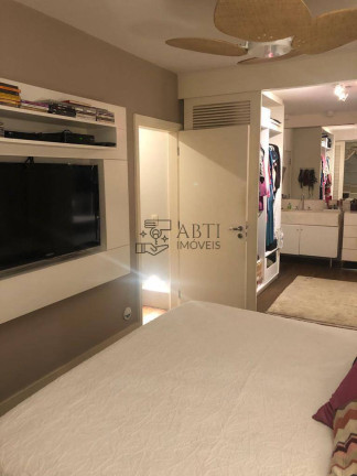 Imagem Apartamento com 3 Quartos à Venda, 110 m² em Moema - São Paulo