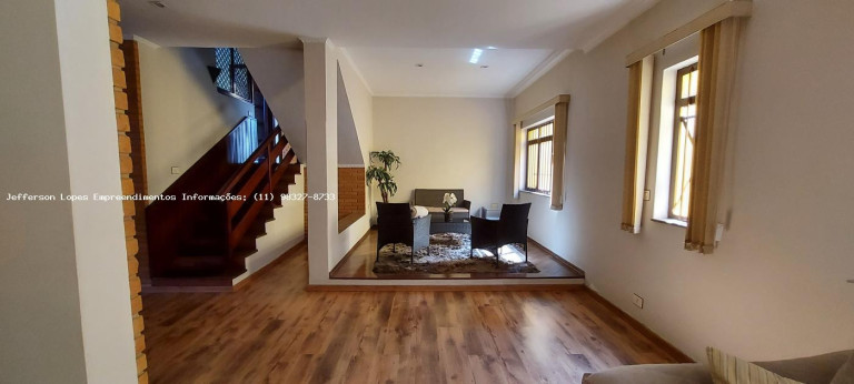 Imagem Casa com 3 Quartos à Venda, 266 m² em Jardim Celani - Salto