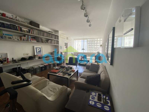 Imagem Apartamento com 3 Quartos à Venda, 165 m² em Copacabana - Rio De Janeiro Imagem Apartamento com 3 Quartos à Venda, 165 m² em Copacabana - Rio De Janeiro