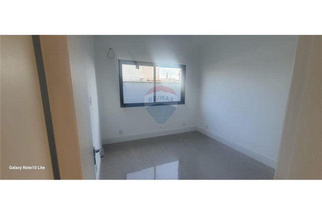 Imagem Casa de Condomínio com 3 Quartos à Venda, 173 m² em Cajueiros - Maricá Imagem Casa de Condomínio com 3 Quartos à Venda, 173 m² em Cajueiros - Maricá