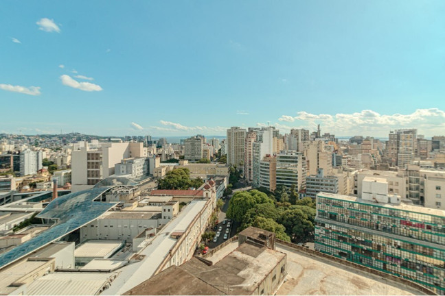 Imagem Imóvel com 2 Quartos à Venda, 110 m² em Independência - Porto Alegre Imagem Imóvel com 2 Quartos à Venda, 110 m² em Independência - Porto Alegre
