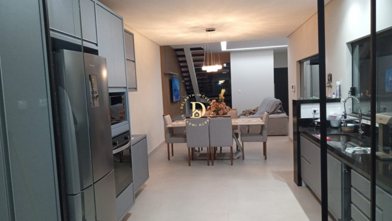 Imagem Sobrado com 3 Quartos à Venda, 132 m² em Jardim Das Indústrias - São José Dos Campos Imagem Sobrado com 3 Quartos à Venda, 132 m² em Jardim Das Indústrias - São José Dos Campos