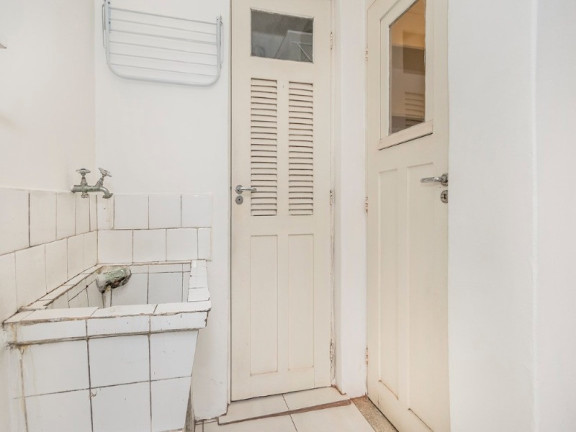 Imagem Apartamento com 3 Quartos à Venda, 116 m² em Rio Branco - Porto Alegre Imagem Apartamento com 3 Quartos à Venda, 116 m² em Rio Branco - Porto Alegre