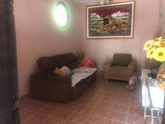 Imagem Casa com 6 Quartos à Venda, 170 m² em Fonseca - Niterói Imagem Casa com 6 Quartos à Venda, 170 m² em Fonseca - Niterói