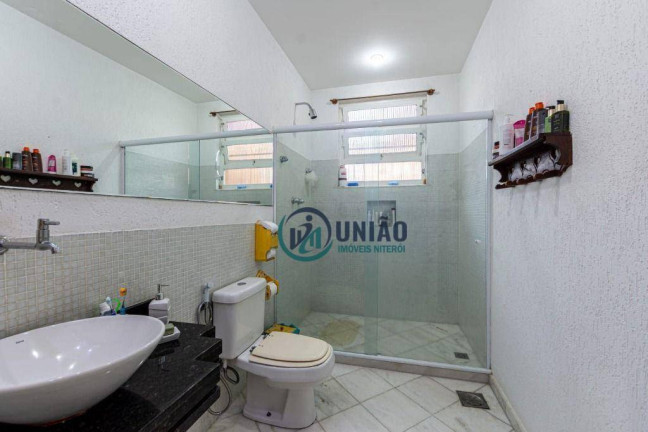 Imagem Casa com 5 Quartos à Venda, 400 m² em Itaipu - Niterói Imagem Casa com 5 Quartos à Venda, 400 m² em Itaipu - Niterói