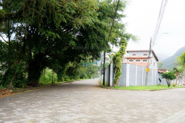 Imagem Sobrado com 3 Quartos à Venda, em Martim De Sá - Caraguatatuba Imagem Sobrado com 3 Quartos à Venda, em Martim De Sá - Caraguatatuba