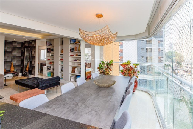 Imagem Apartamento com 3 Quartos à Venda, 187 m² em Moema - São Paulo Imagem Apartamento com 3 Quartos à Venda, 187 m² em Moema - São Paulo