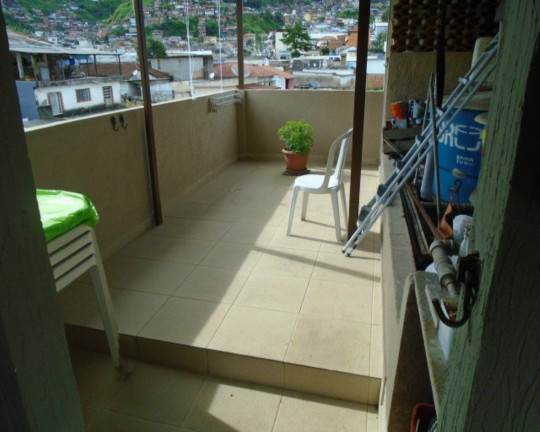 Imagem Imóvel com 3 Quartos à Venda, 144 m² em São Pedro - Teresópolis Imagem Imóvel com 3 Quartos à Venda, 144 m² em São Pedro - Teresópolis