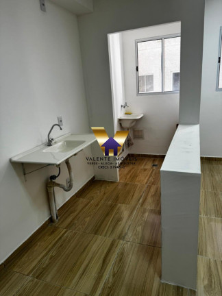 Imagem Apartamento com 2 Quartos para Alugar, 37 m² em Laranjeiras - Caieiras Imagem Apartamento com 2 Quartos para Alugar, 37 m² em Laranjeiras - Caieiras