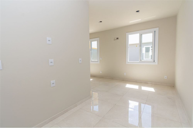 Imagem Casa com 2 Quartos à Venda, em Nossa Senhora Das Graças - Canoas Imagem Casa com 2 Quartos à Venda, em Nossa Senhora Das Graças - Canoas