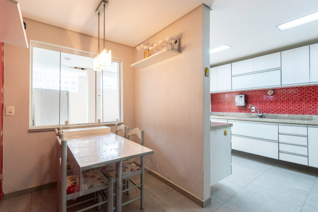 Imagem Casa com 3 Quartos à Venda, 189 m² em Parque Jabaquara - São Paulo Imagem Casa com 3 Quartos à Venda, 189 m² em Parque Jabaquara - São Paulo