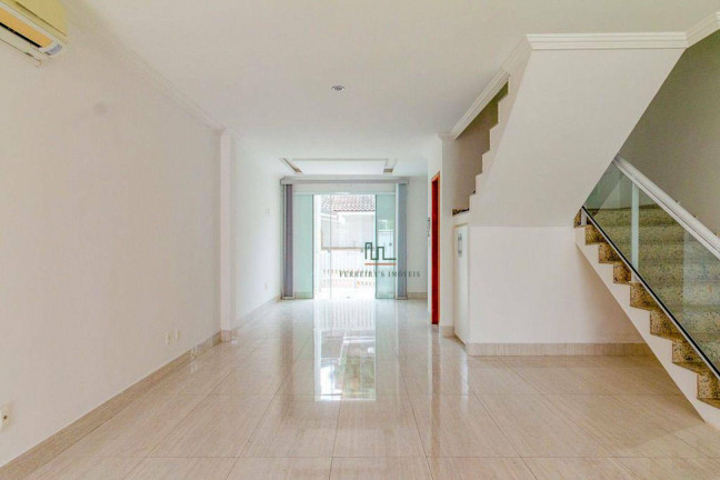 Casa com 3 Quartos à Venda, 165 m² em Piratininga - Niterói