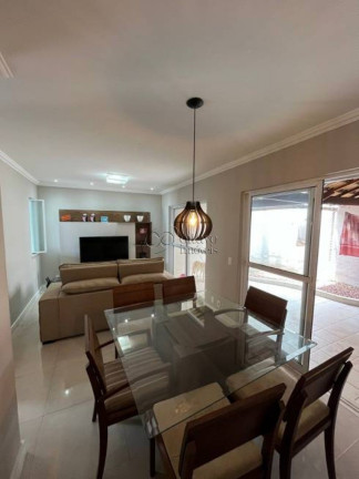 Imagem Casa com 3 Quartos à Venda, 117 m² em Glória - Macaé Imagem Casa com 3 Quartos à Venda, 117 m² em Glória - Macaé