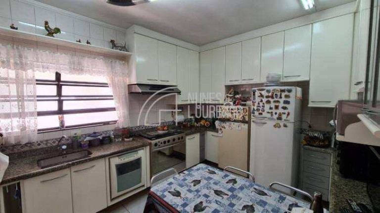 Imagem Casa com 4 Quartos à Venda, 337 m² em Embaré - Santos Imagem Casa com 4 Quartos à Venda, 337 m² em Embaré - Santos