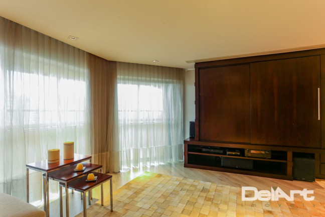 Imagem Apartamento com 4 Quartos à Venda, 247 m² em água Verde - Curitiba Imagem Apartamento com 4 Quartos à Venda, 247 m² em água Verde - Curitiba