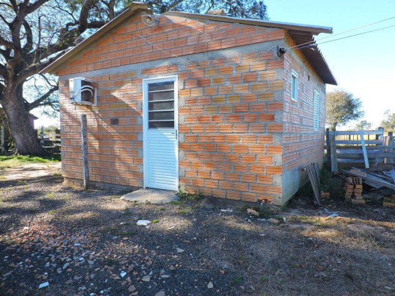 Imagem Imóvel com 1 Quarto à Venda, 100 m² em Itaqui Imagem Imóvel com 1 Quarto à Venda, 100 m² em Itaqui