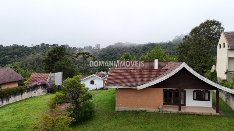 Imagem Casa com 4 Quartos à Venda, 314 m² em Região Do Alto Do Capivari - Campos Do Jordão Imagem Casa com 4 Quartos à Venda, 314 m² em Região Do Alto Do Capivari - Campos Do Jordão