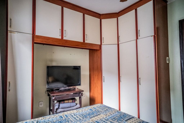 Imagem Imóvel com 4 Quartos à Venda,  em Sarandi - Porto Alegre