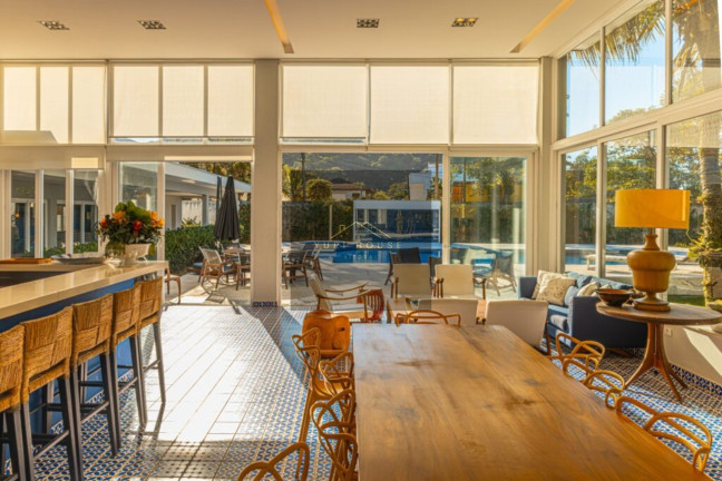 Imagem Casa com 7 Quartos à Venda, 980 m² em Tenorio - Ubatuba Imagem Casa com 7 Quartos à Venda, 980 m² em Tenorio - Ubatuba