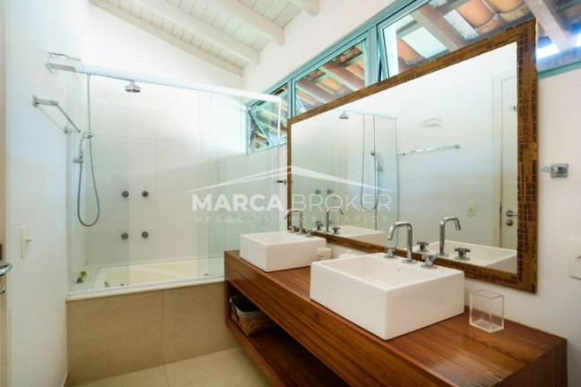 Imagem Sobrado com 4 Quartos à Venda, 1.286 m² em Camburi - São Sebastião Imagem Sobrado com 4 Quartos à Venda, 1.286 m² em Camburi - São Sebastião