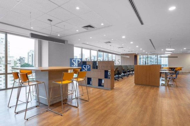 Imagem Sala Comercial à Venda ou Locação, 1.335 m² em Itaim Bibi - São Paulo Imagem Sala Comercial à Venda ou Locação, 1.335 m² em Itaim Bibi - São Paulo
