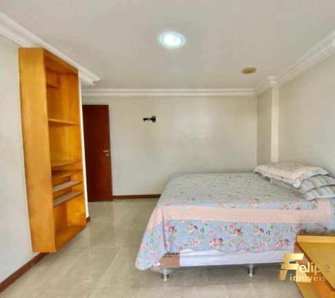 Imagem Imóvel com 4 Quartos à Venda, 180 m² em Centro - Guarapari