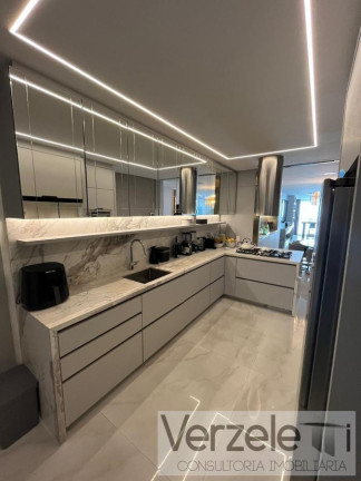 Imagem Apartamento com 4 Quartos à Venda, 230 m² em Centro - Balneário Camboriú